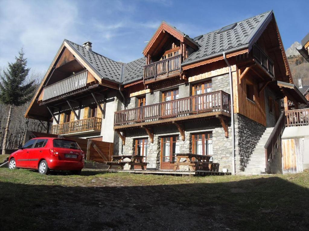 Chalets Clovis I & II Vaujany Eksteriør billede
